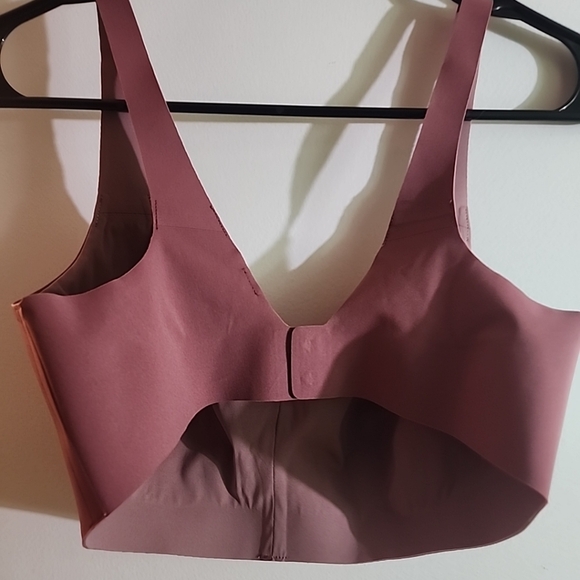 Lululemon Like Nothing Bra - Picture 4 of 6